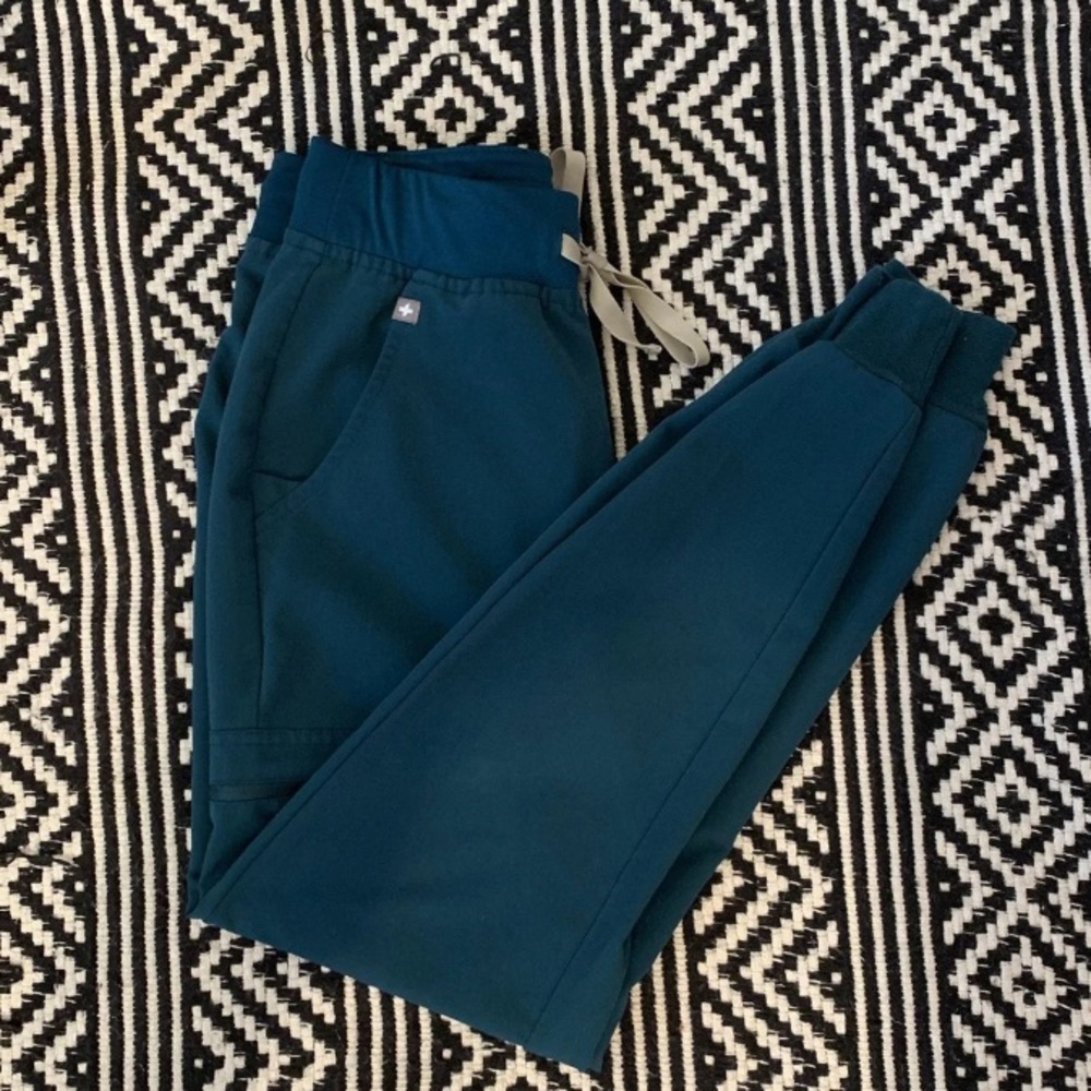 Figs joggers limited edition color